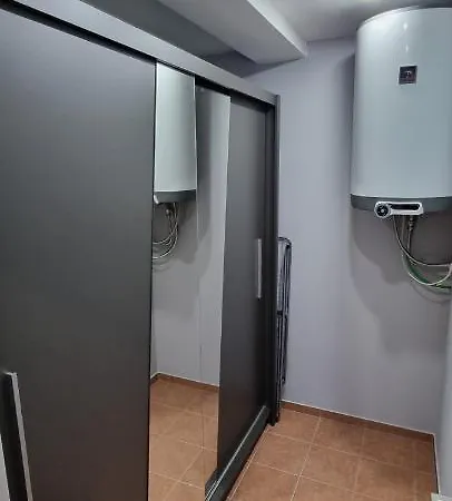 Viktorie Apartament *
